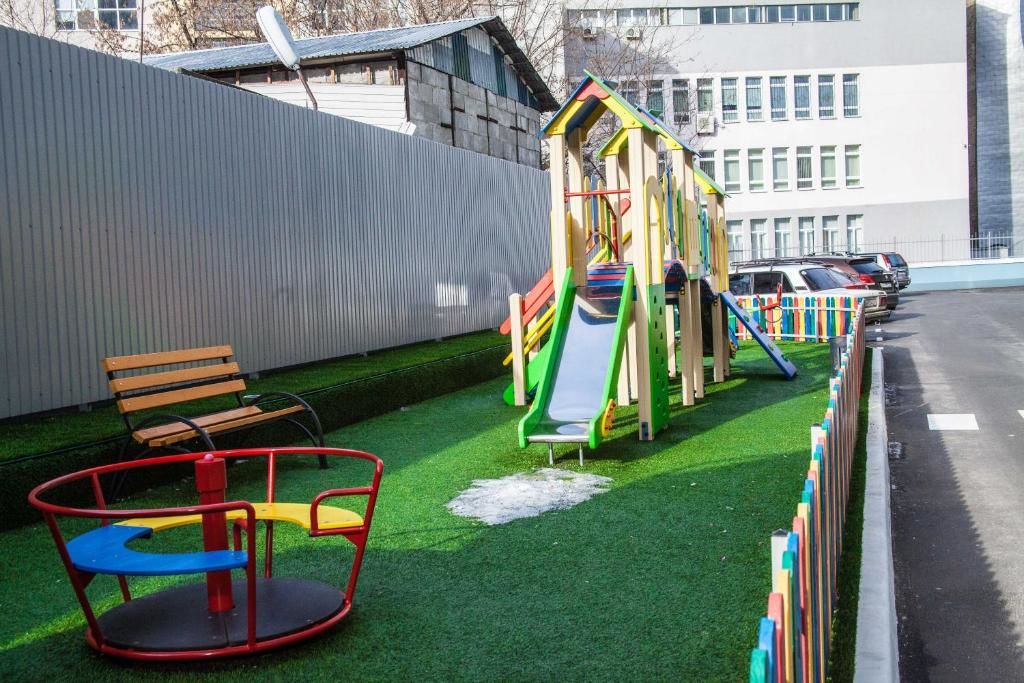 Апартаменты The best apartment in Kiev Black & White Киев-61