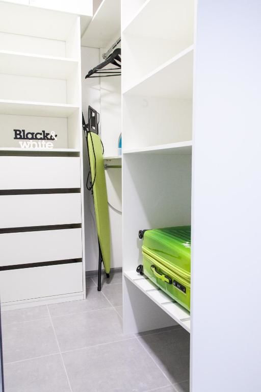 Апартаменты The best apartment in Kiev Black & White Киев-62