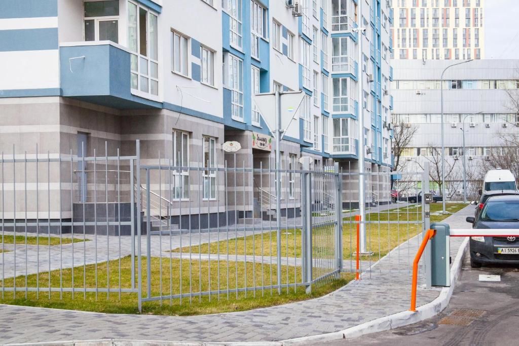 Апартаменты The best apartment in Kiev Black & White Киев-80