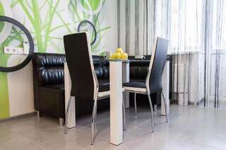 Апартаменты The best apartment in Kiev Black & White Киев Улучшенные апартаменты-10