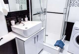 Апартаменты The best apartment in Kiev Black & White Киев Улучшенные апартаменты-25