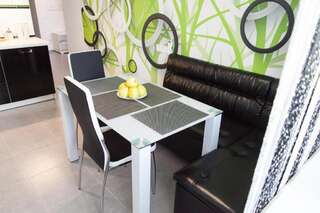 Апартаменты The best apartment in Kiev Black & White Киев Улучшенные апартаменты-99