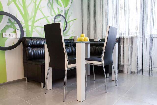 Апартаменты The best apartment in Kiev Black & White Киев-12