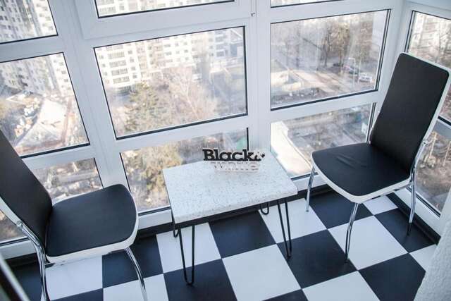 Апартаменты The best apartment in Kiev Black & White Киев-44