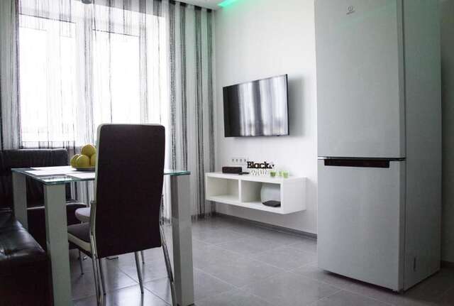 Апартаменты The best apartment in Kiev Black & White Киев-63