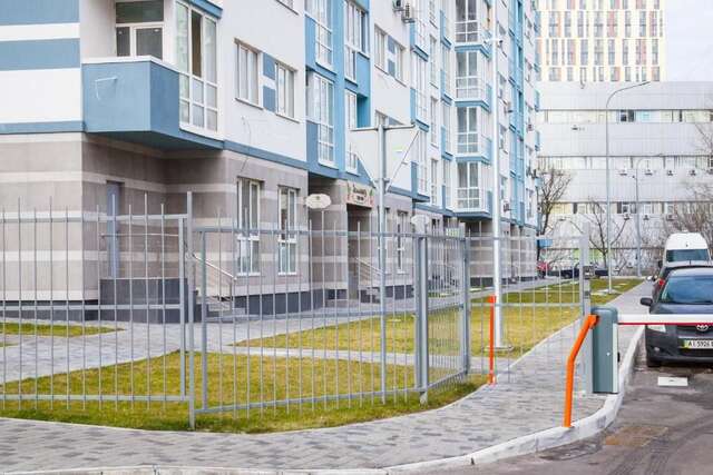 Апартаменты The best apartment in Kiev Black & White Киев-79