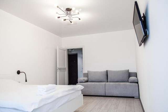 Апартаменты The best apartment in Kiev Black & White Киев-95